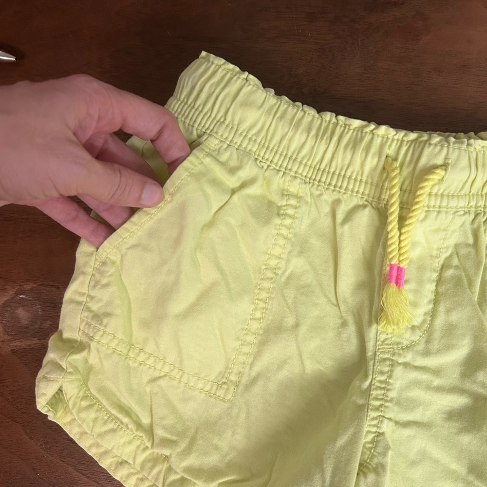 GAP KIDS Yellow Cargo Shorts Relaxed Fit, Size S - Picture 2 of 5